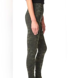 Spanx seamless leggings